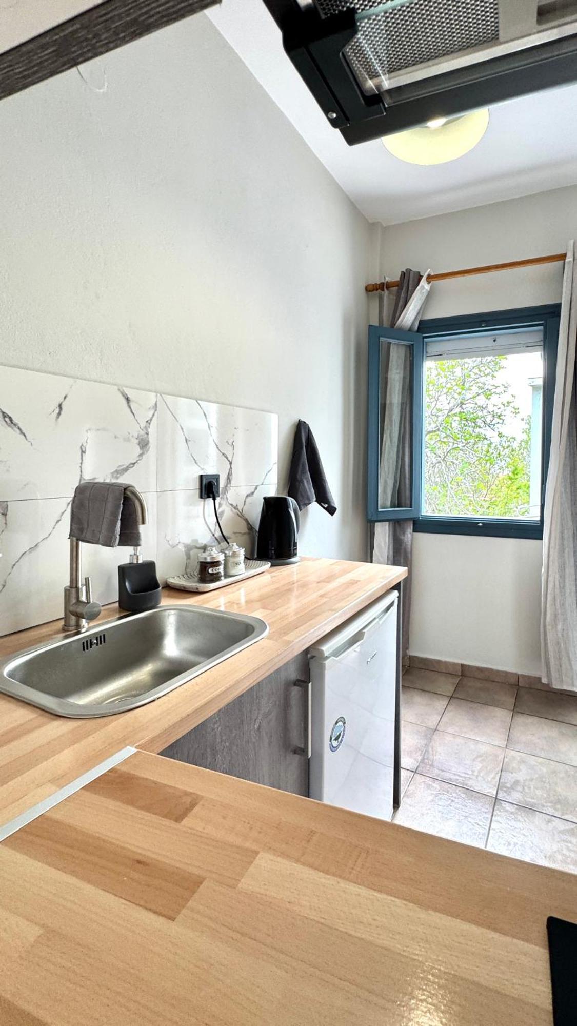 Melinda'S Cozy Apartments Plomari Dış mekan fotoğraf